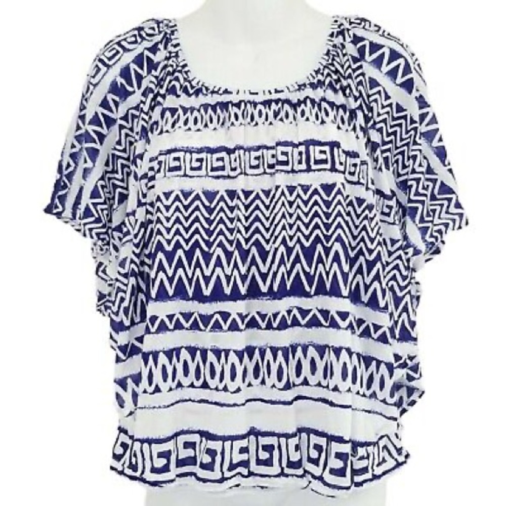 Chicos Blue and White Geometric Popover Blouse
Size 0 Tunic Womens S